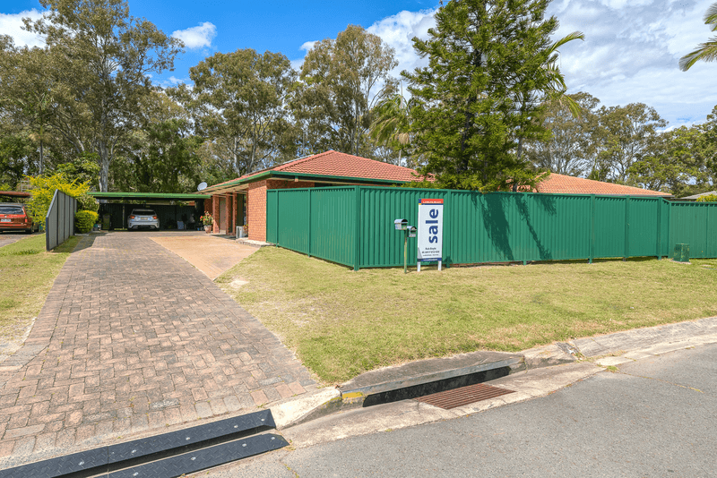 1/25 Morinda Way, LABRADOR, QLD 4215