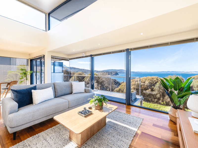 2/41 Suncoast Drive, BLACKMANS BAY, TAS 7052