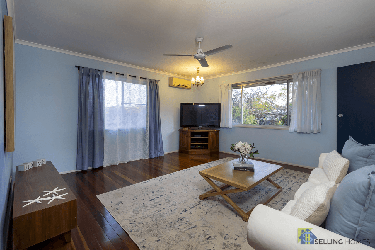 9 Ebrill St, Jamboree Heights, QLD 4074