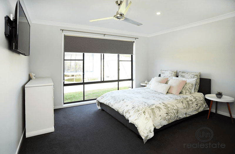 5 Surfsea Avenue, SANDY BEACH, NSW 2456