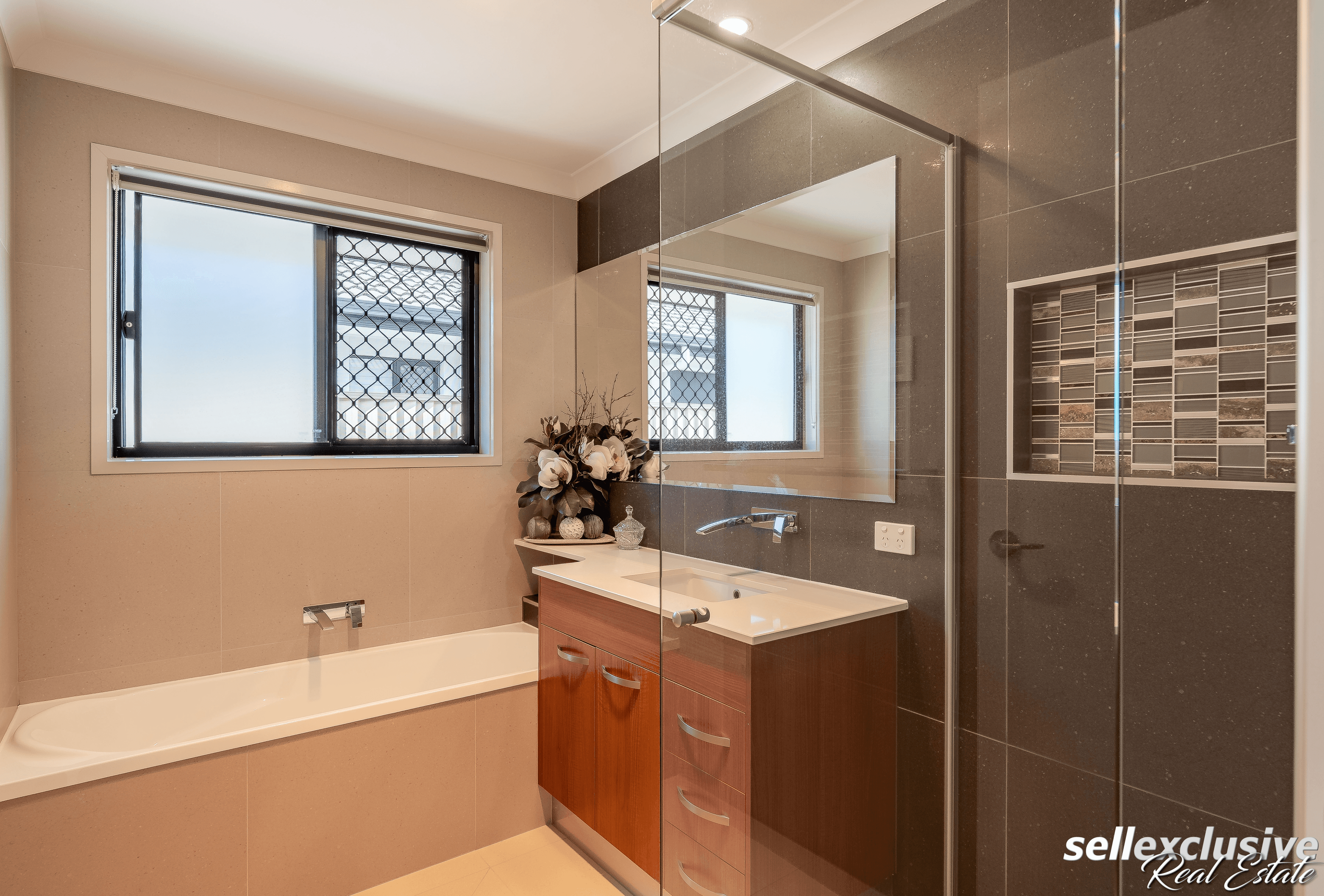 11 Foxtail Crescent, Banksia Beach, QLD 4507