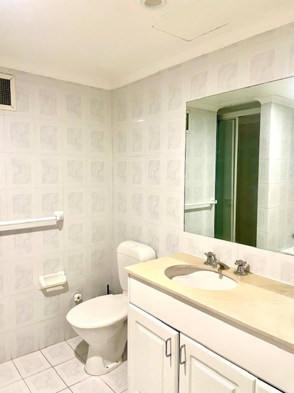 2940 Gold Coast Highway, SURFERS PARADISE, QLD 4217