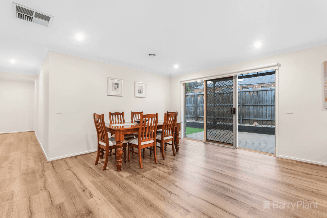 102 Sherwood Road, Chirnside Park, VIC 3116