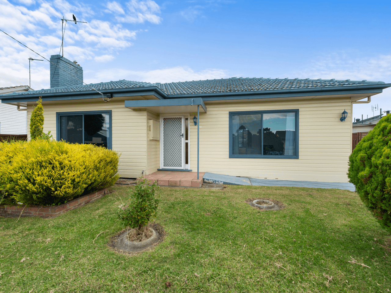 30 High Street, BAIRNSDALE, VIC 3875