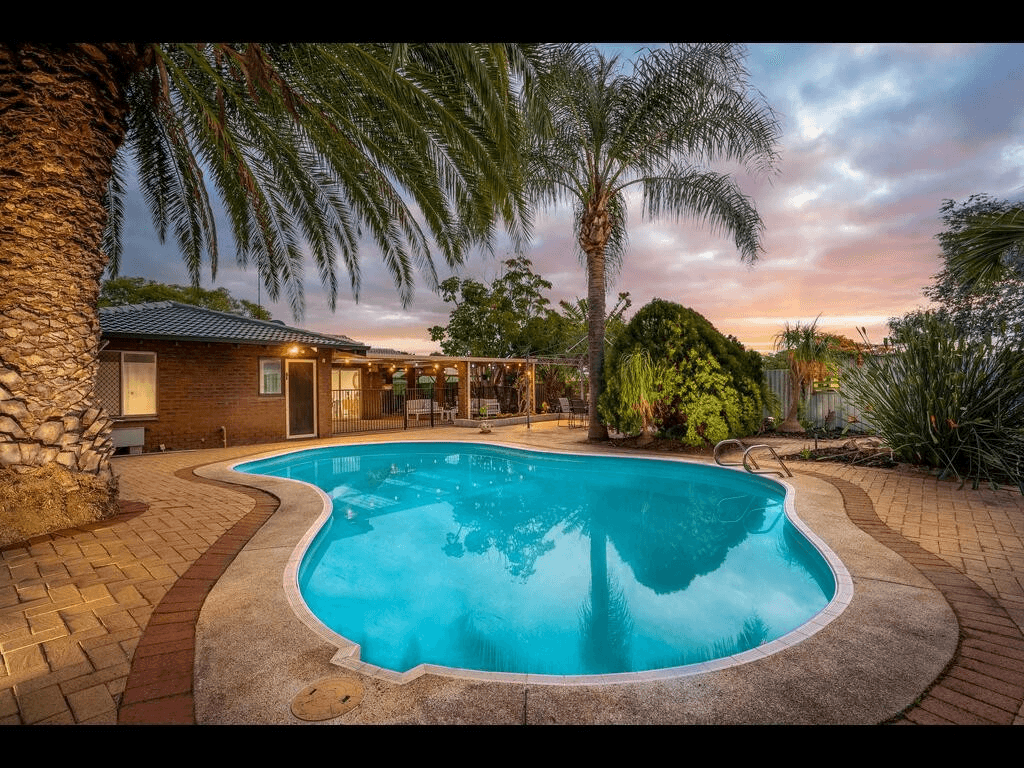 31 Adamson Road, Parmelia, WA 6167