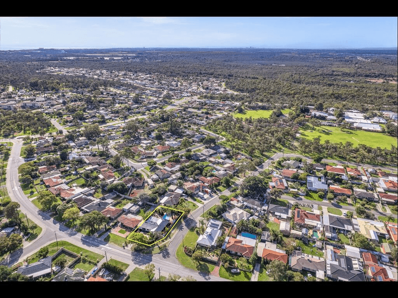 31 Adamson Road, Parmelia, WA 6167