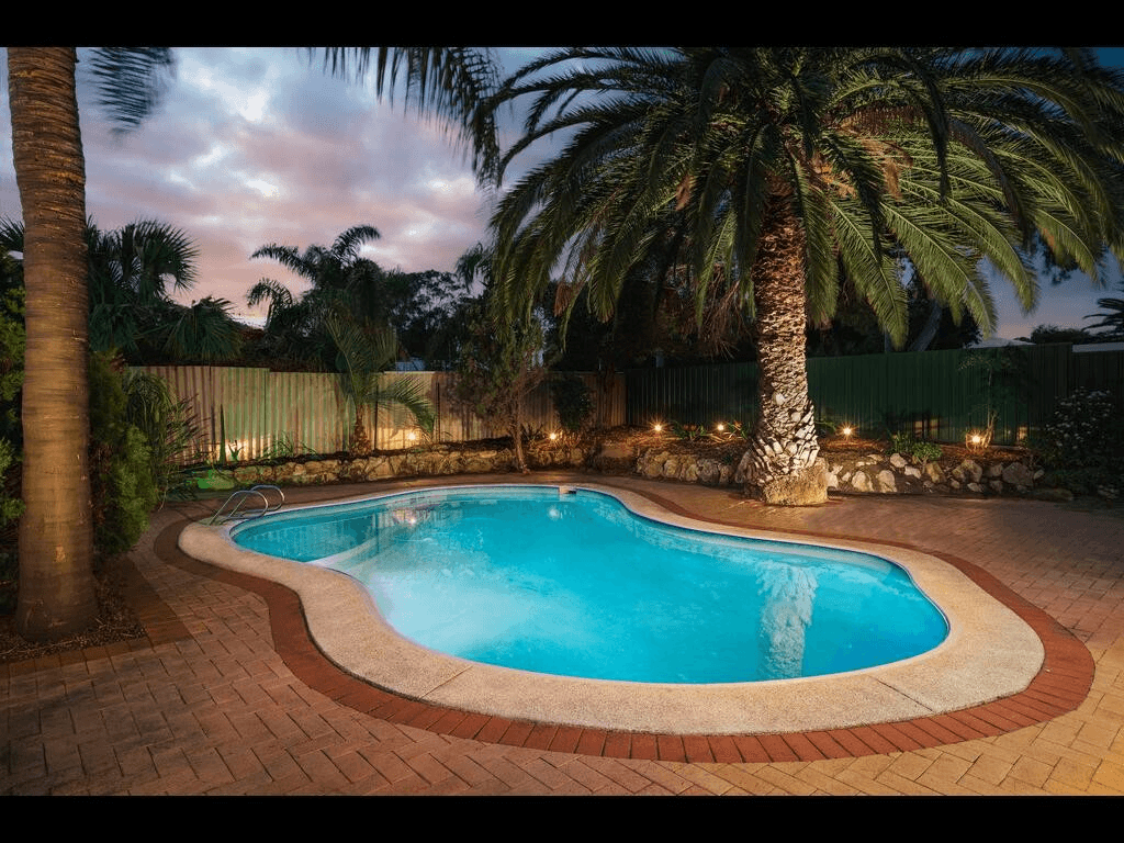 31 Adamson Road, Parmelia, WA 6167