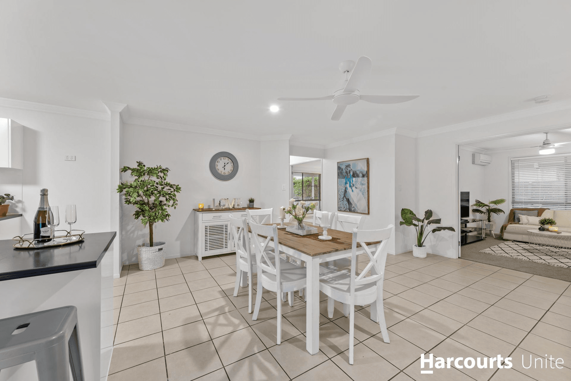 22 Dotterel Crescent, NORTH LAKES, QLD 4509