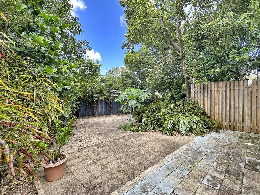 23 Hurst St, Picnic Bay, QLD 4819