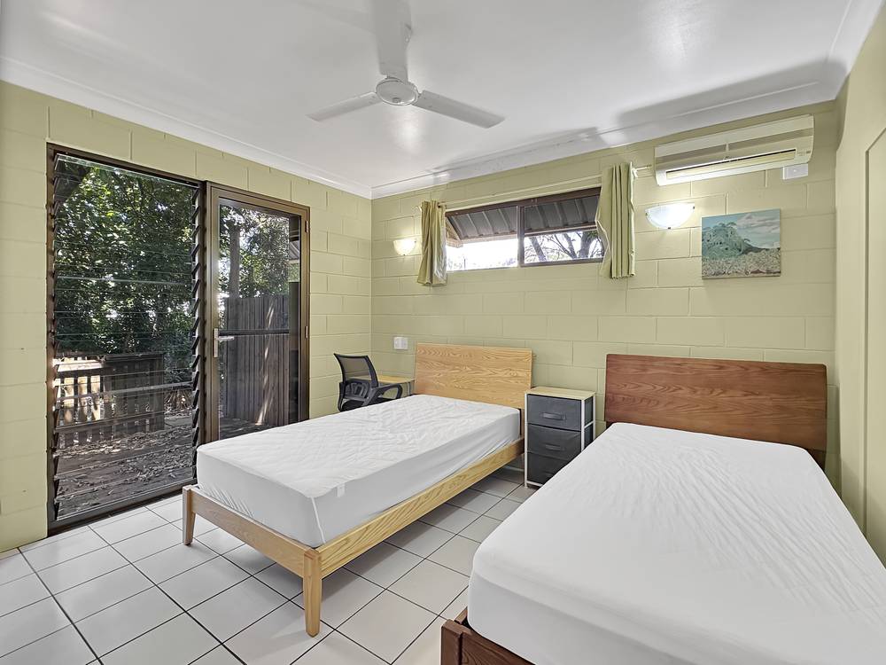 23 Hurst St, Picnic Bay, QLD 4819