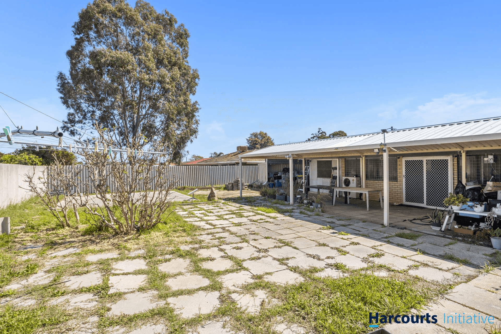 27 Arnos Way, GIRRAWHEEN, WA 6064