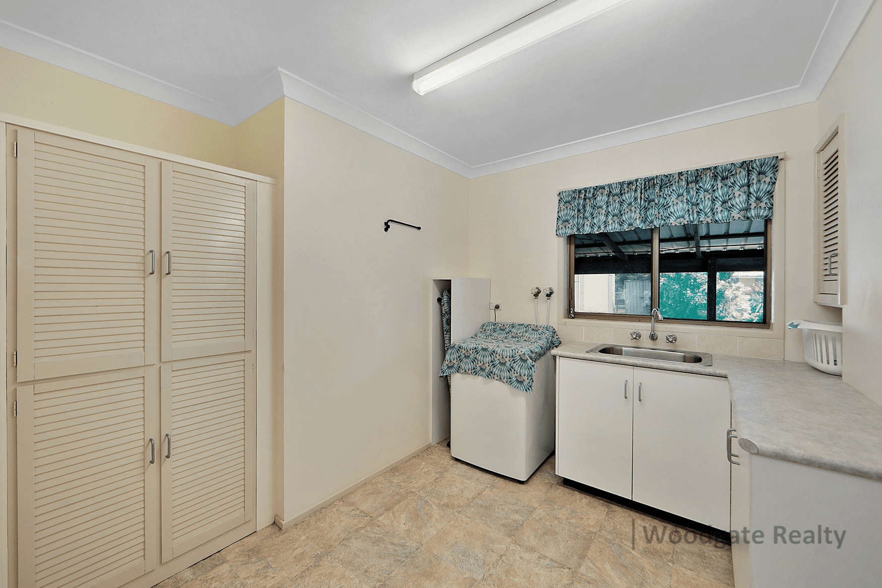 11 Esplanade, WOODGATE, QLD 4660