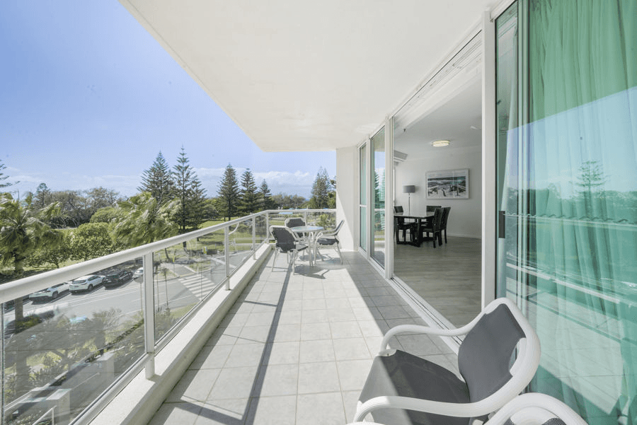 12/177 Old Burleigh Road, BROADBEACH, QLD 4218