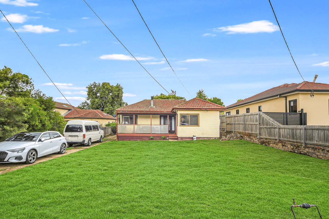 17 Verlie Street, SOUTH WENTWORTHVILLE, NSW 2145