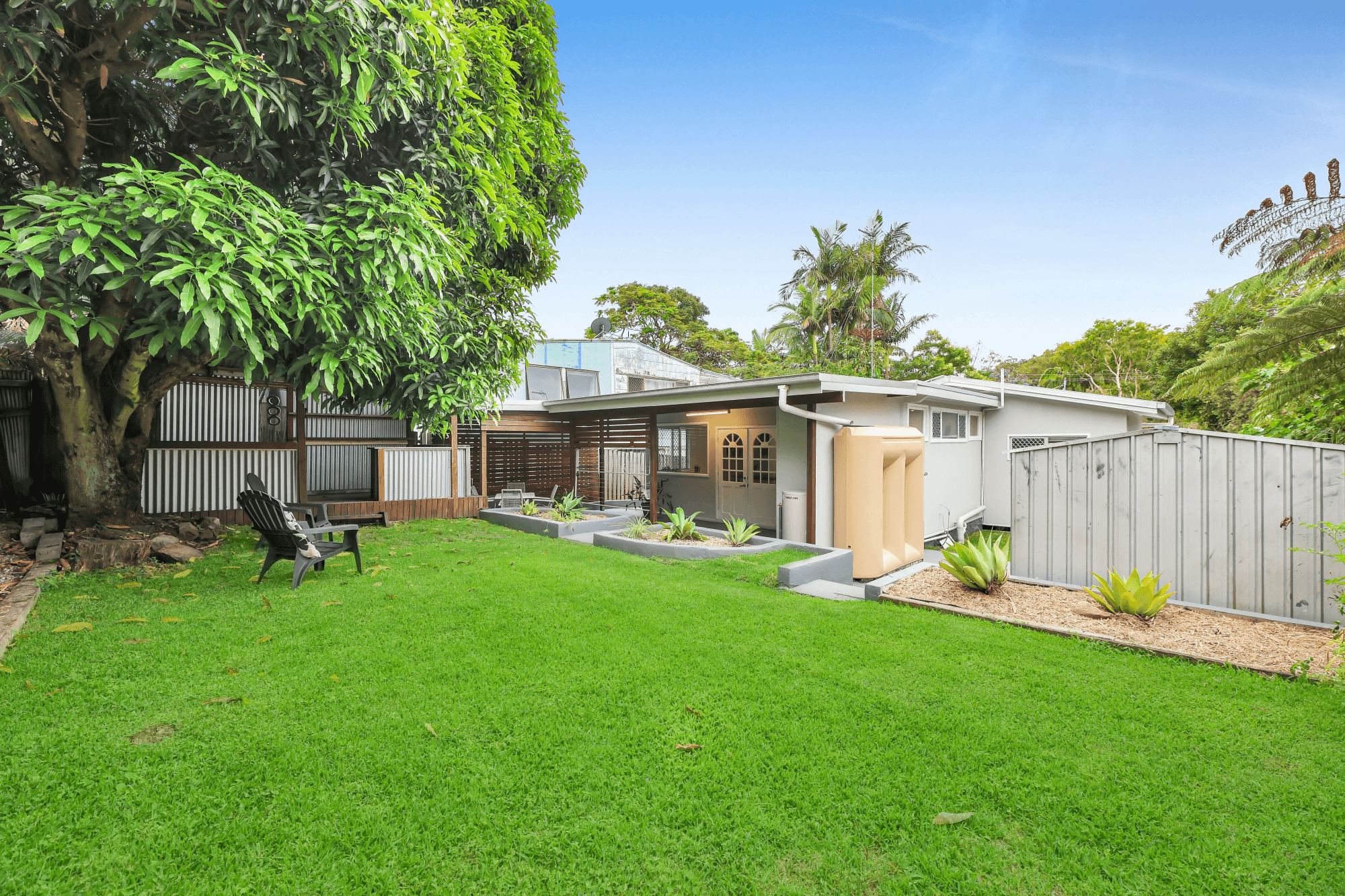 28 Moora Street, ASHMORE, QLD 4214