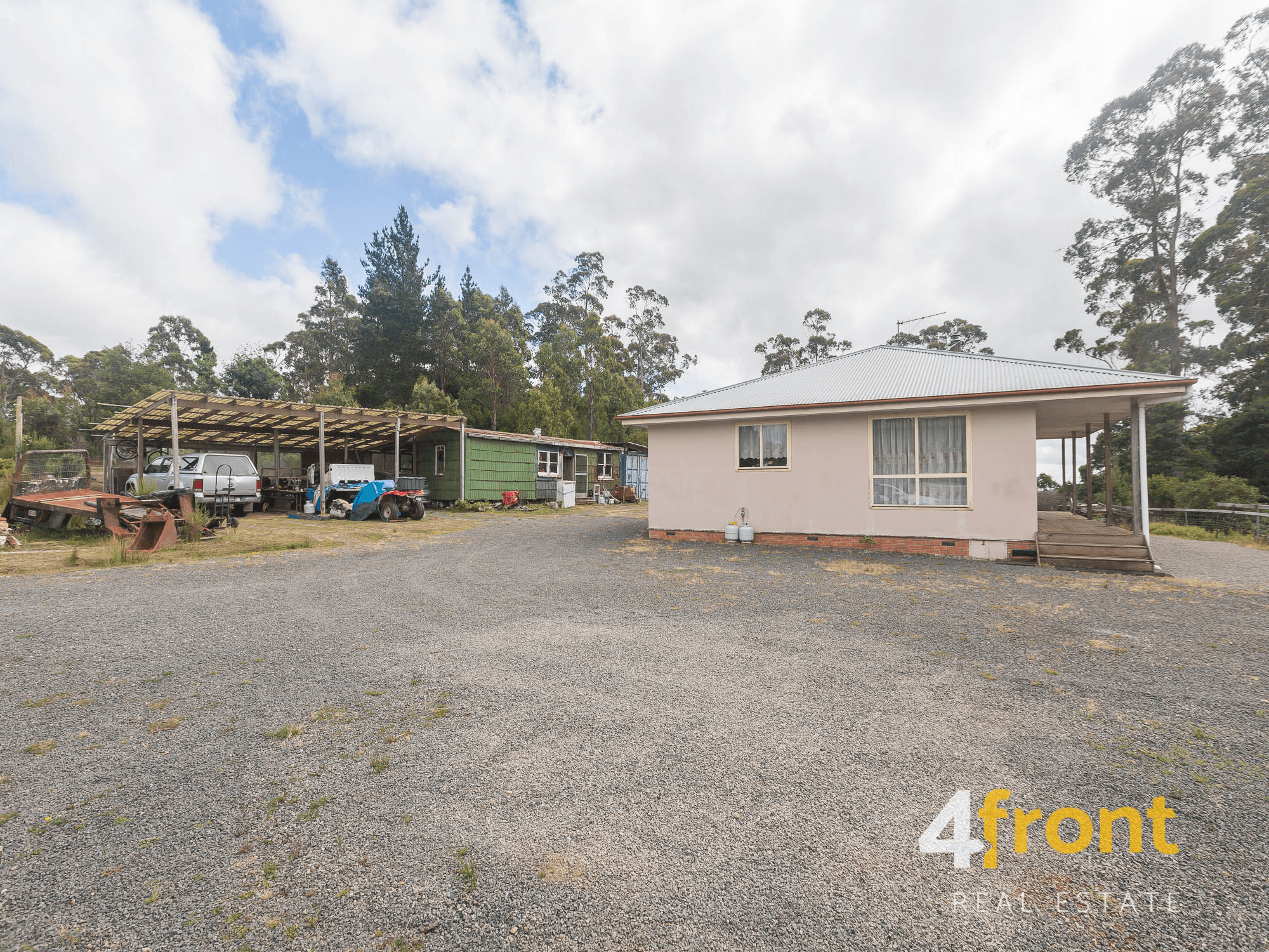 260 Smiths Plains Road, SOUTH NIETTA, TAS 7315