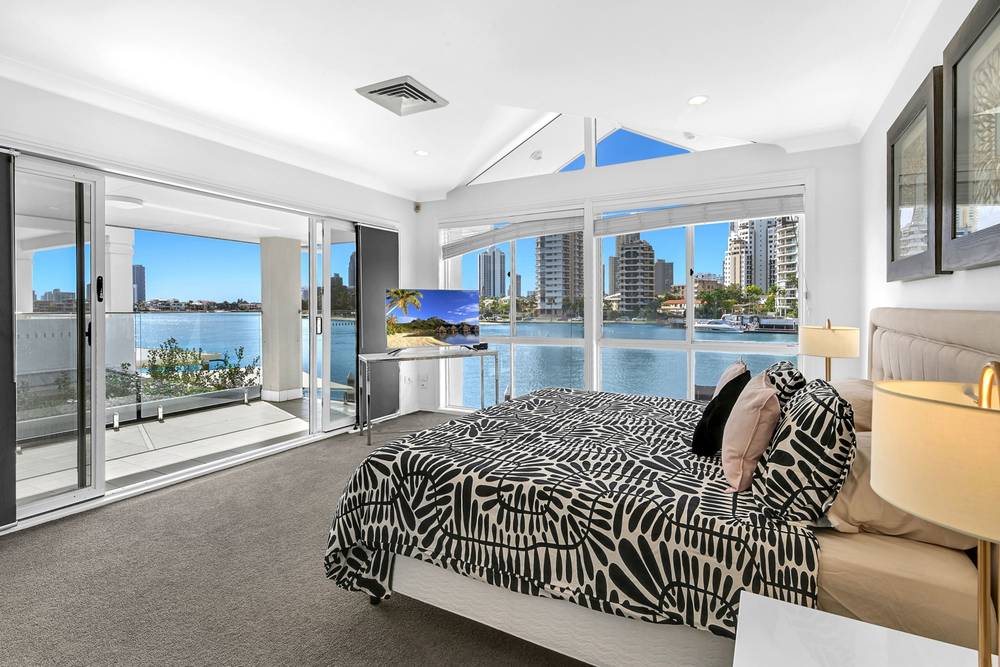 43 Stanhill Drive, Surfers Paradise, QLD 4217