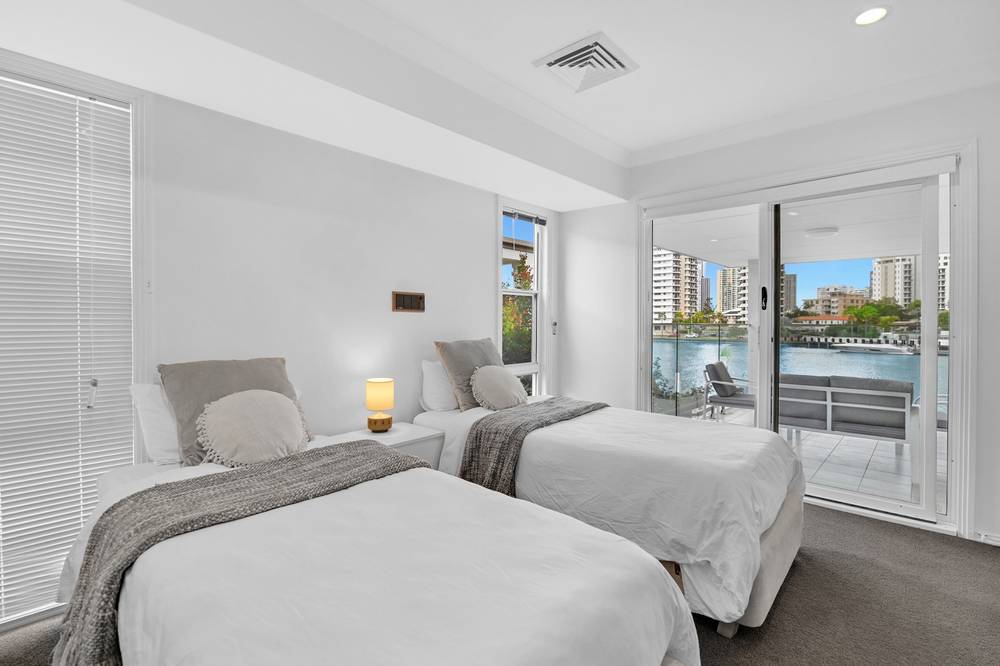 43 Stanhill Drive, Surfers Paradise, QLD 4217