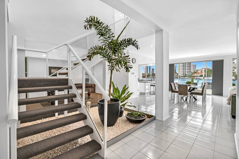 43 Stanhill Drive, Surfers Paradise, QLD 4217