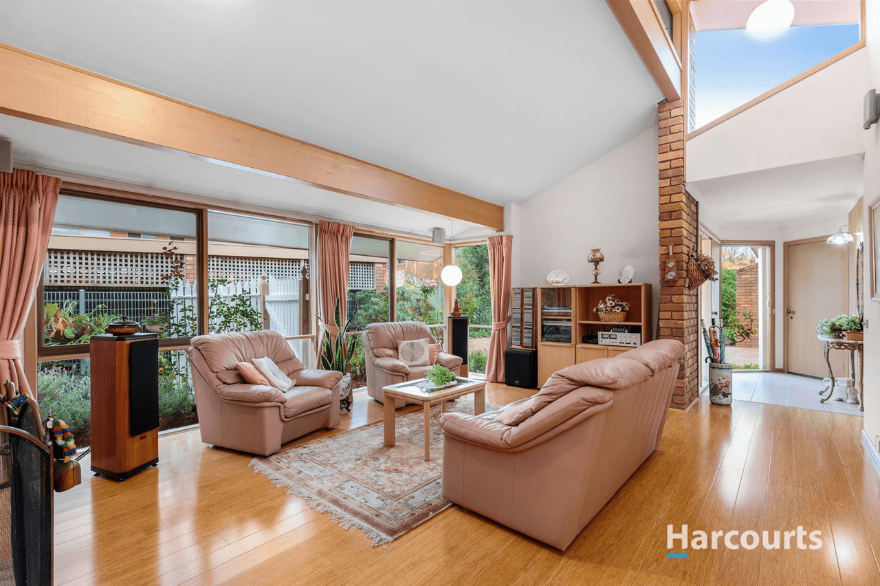 19 Tali Karng Close, Rowville, VIC 3178