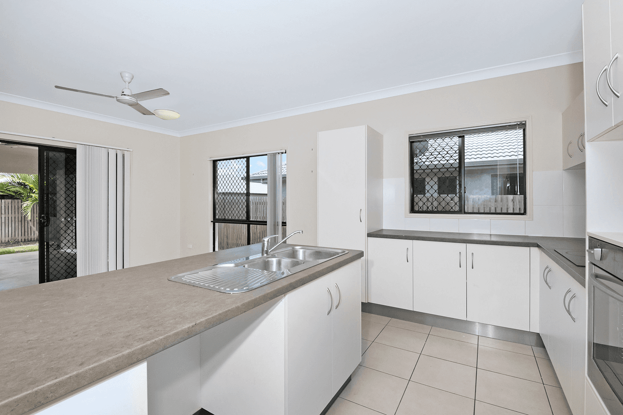 10 Batiki Circuit, BURDELL, QLD 4818