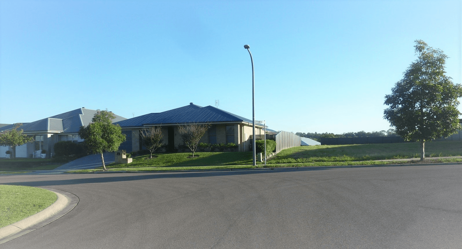 10 PANDANUS CIRCUIT, BOLWARRA, NSW 2320