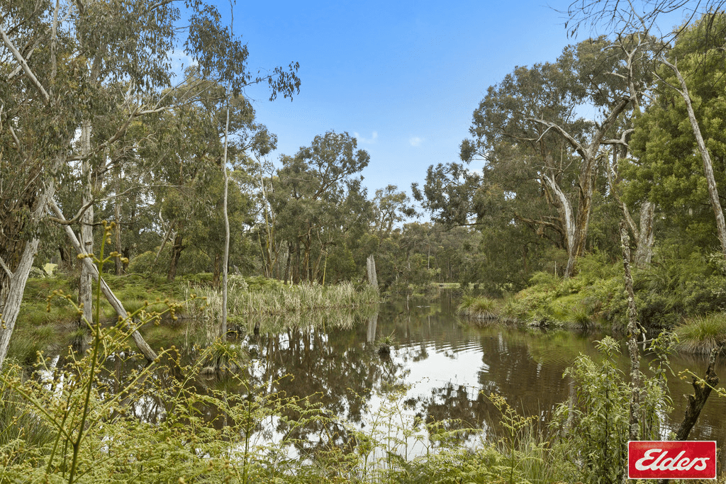 350  Henrys Road, LOCH, VIC 3945