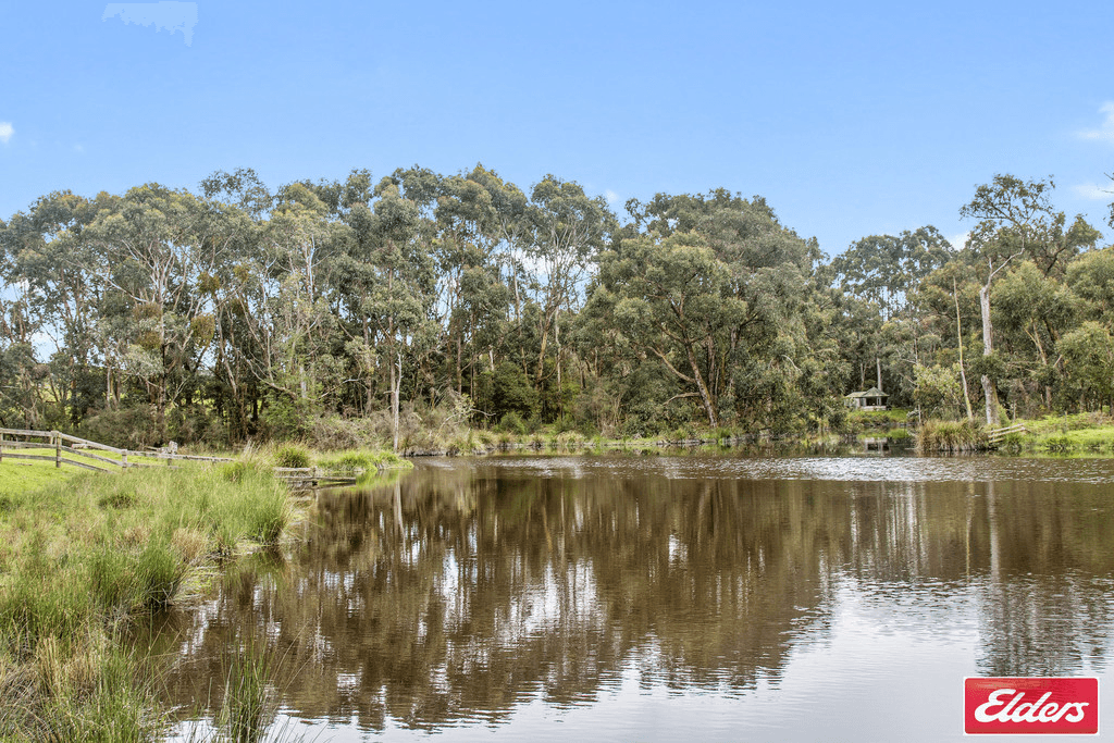 350  Henrys Road, LOCH, VIC 3945