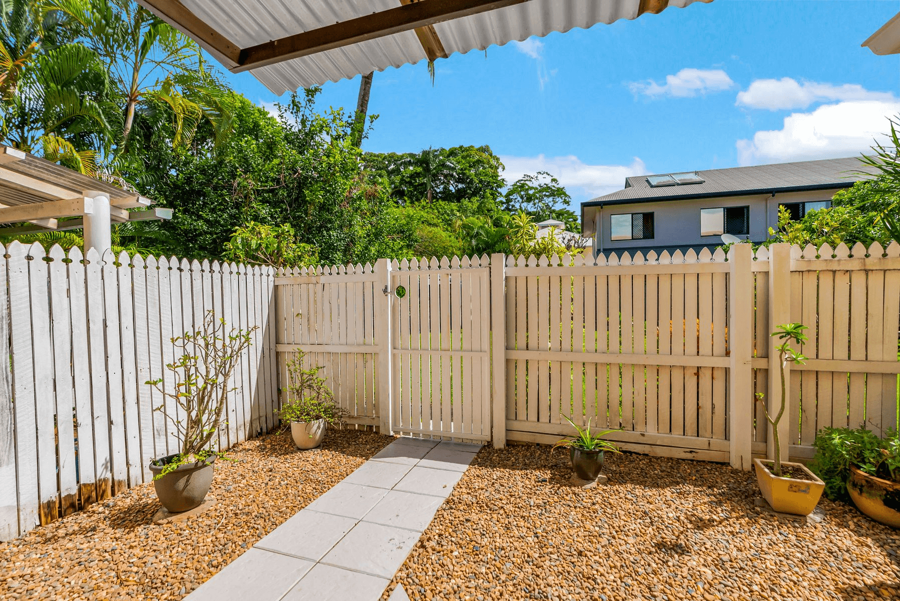 2/20-22 Corkill Street, FRESHWATER, QLD 4870