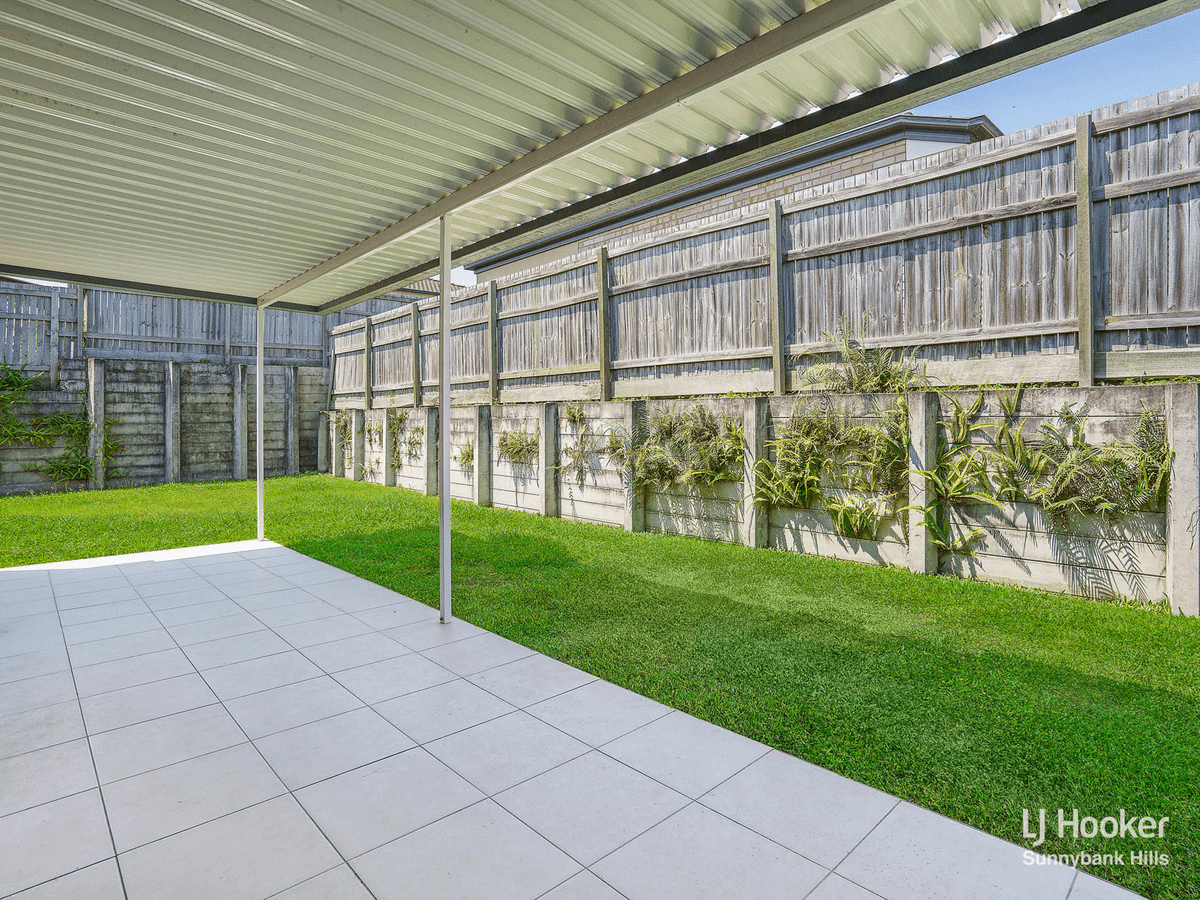 4 Flametree Crescent, BERRINBA, QLD 4117