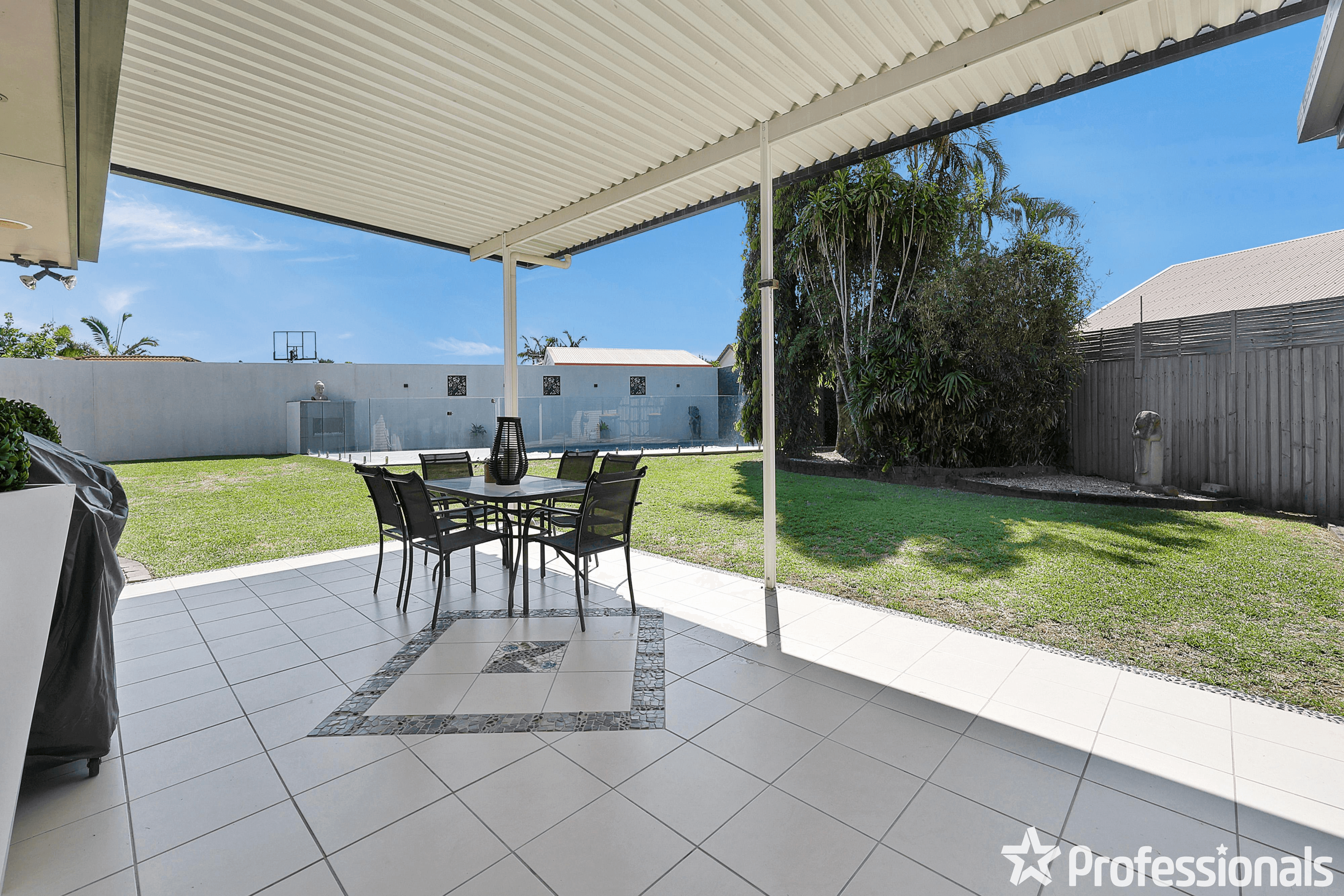 21 Nautilus Parade, BUCASIA, QLD 4750