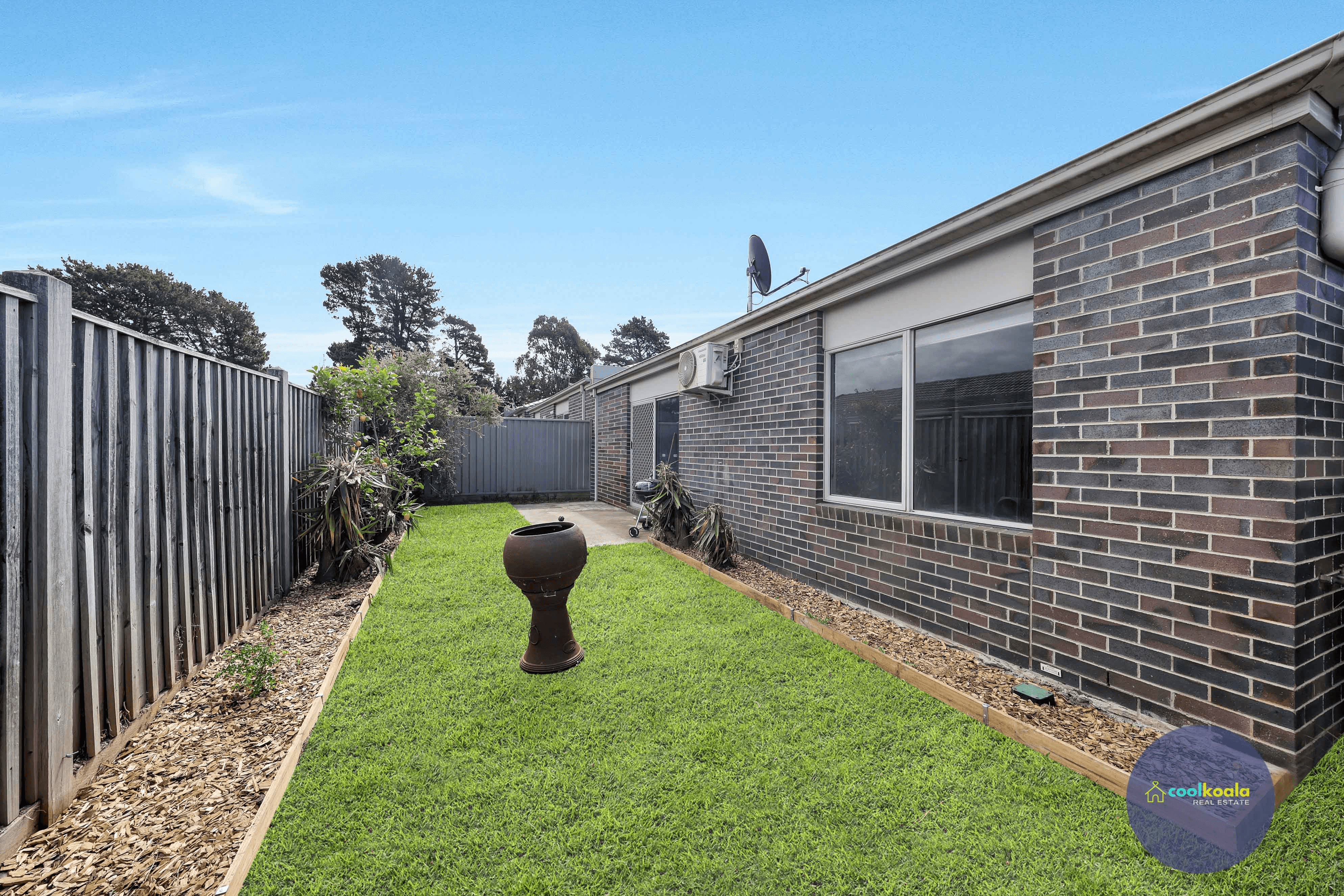 8/43 Darraweit Road, WALLAN, VIC 3756