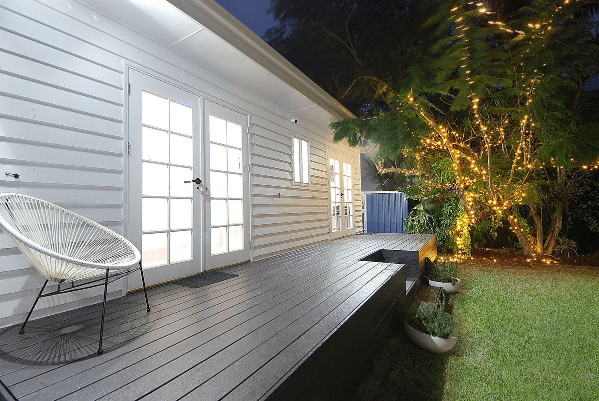 10 Lemana Lane, BURLEIGH HEADS, QLD 4220