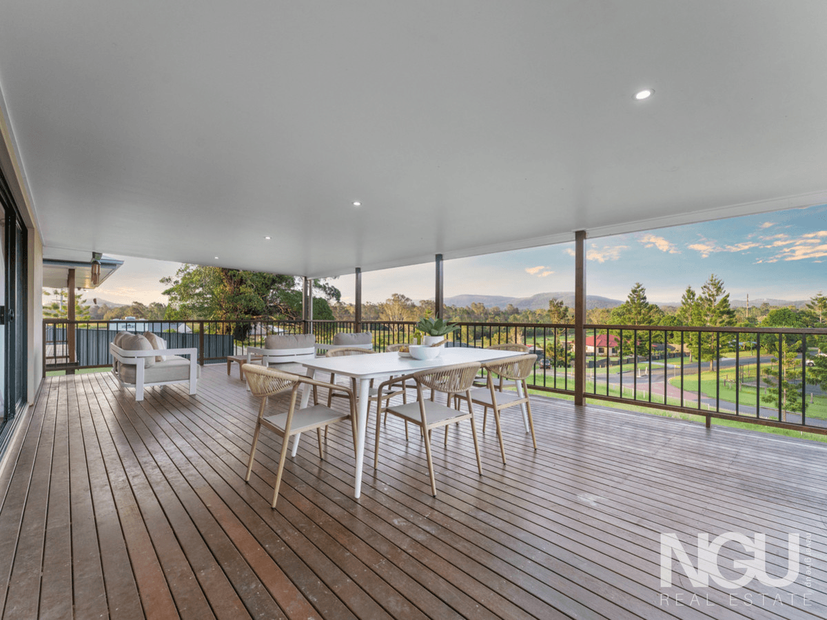 1 Greenview Court, Karalee, QLD 4306