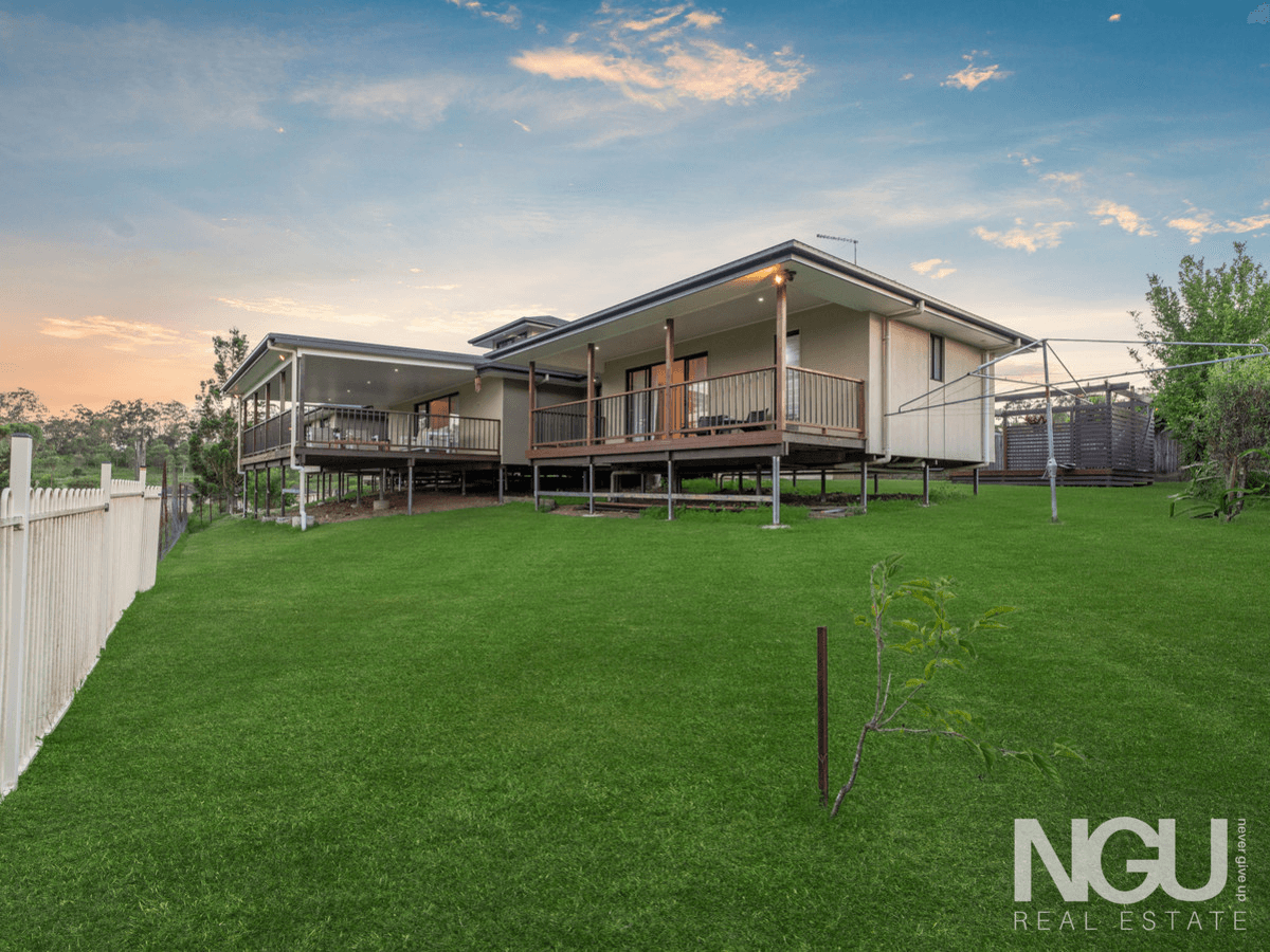 1 Greenview Court, Karalee, QLD 4306