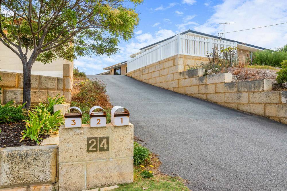 2/24 Mippi Road, HALLS HEAD, WA 6210
