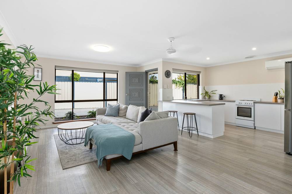 2/24 Mippi Road, HALLS HEAD, WA 6210