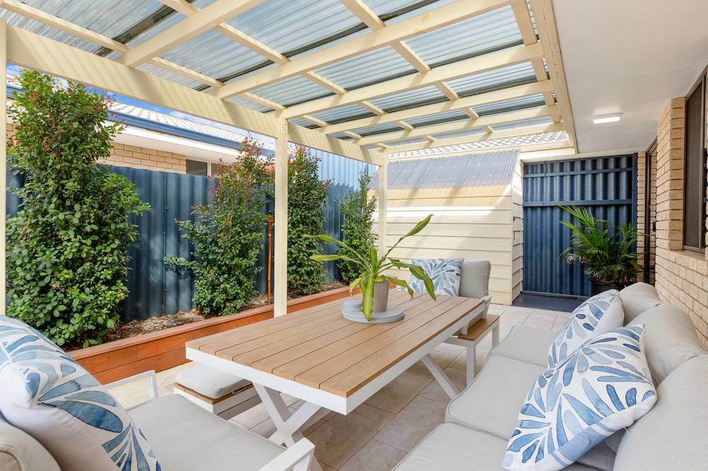 2/24 Mippi Road, HALLS HEAD, WA 6210
