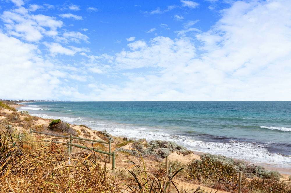 2/24 Mippi Road, HALLS HEAD, WA 6210