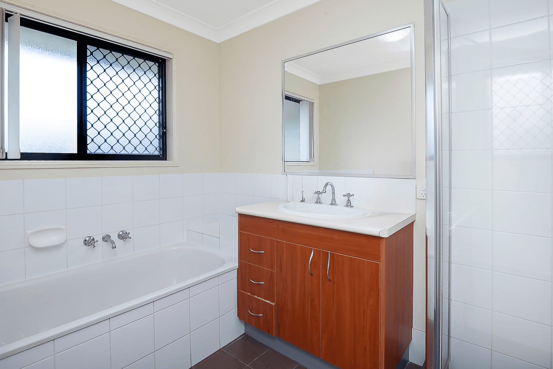 28 Moffatt Road, Waterford West, QLD 4133