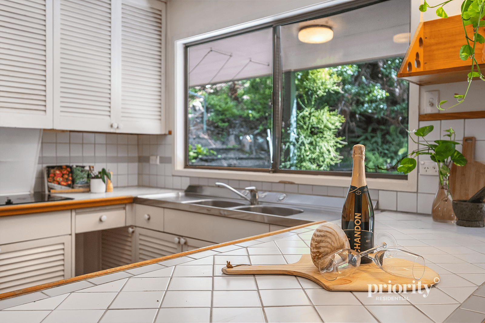 1385 Waterworks Road, THE GAP, QLD 4061