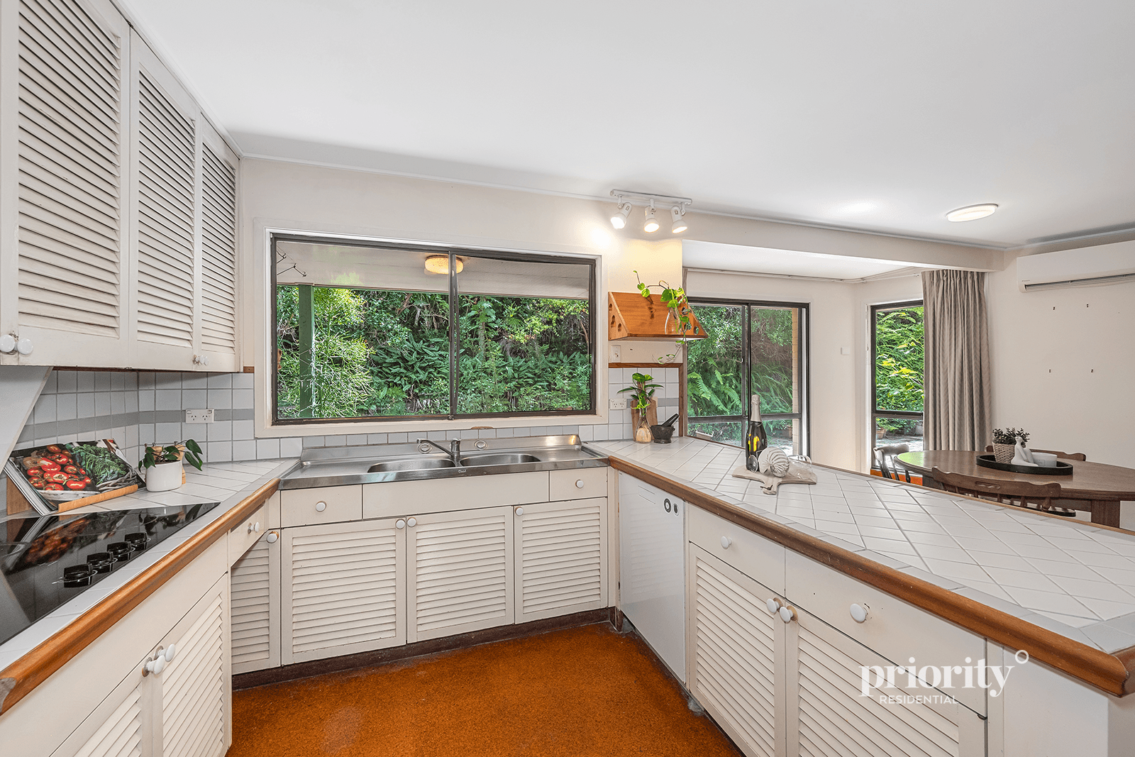 1385 Waterworks Road, THE GAP, QLD 4061