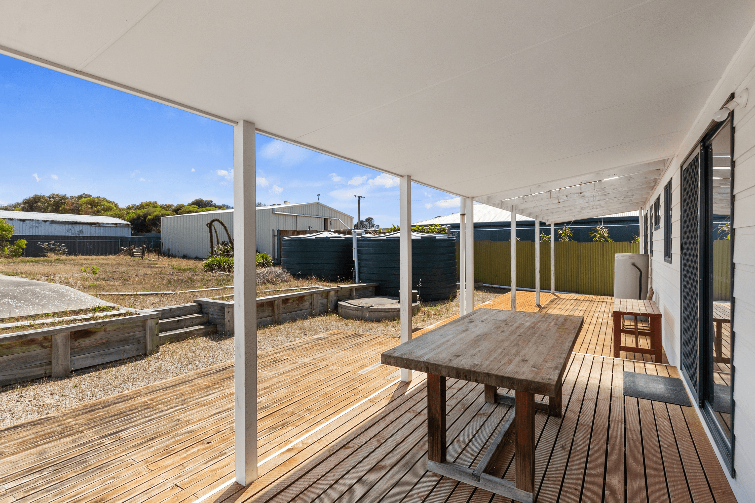 4 The Esplanade, PORT MOOROWIE, SA 5576