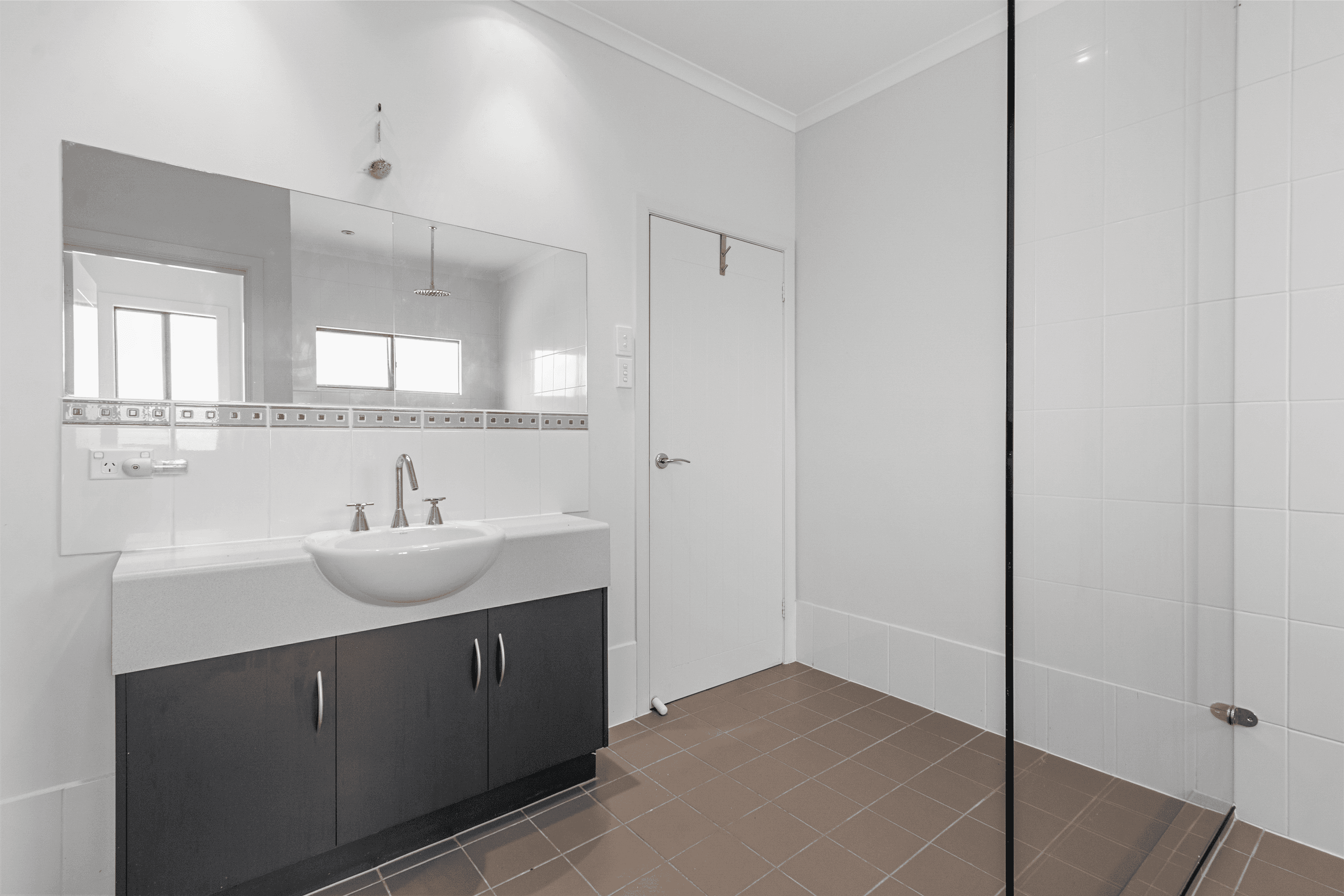 4 The Esplanade, PORT MOOROWIE, SA 5576