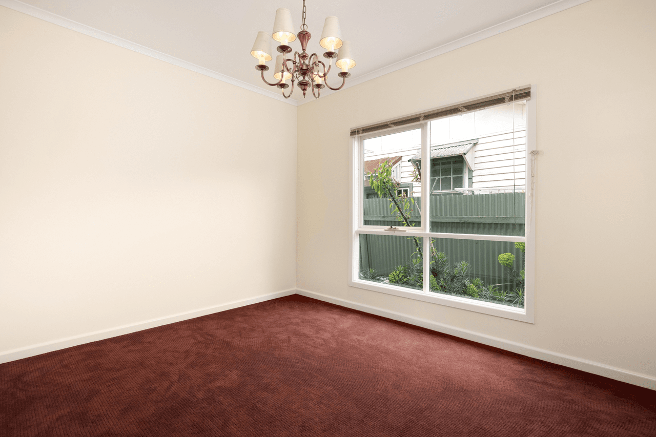 13 Raglan Street, LANCEFIELD, VIC 3435