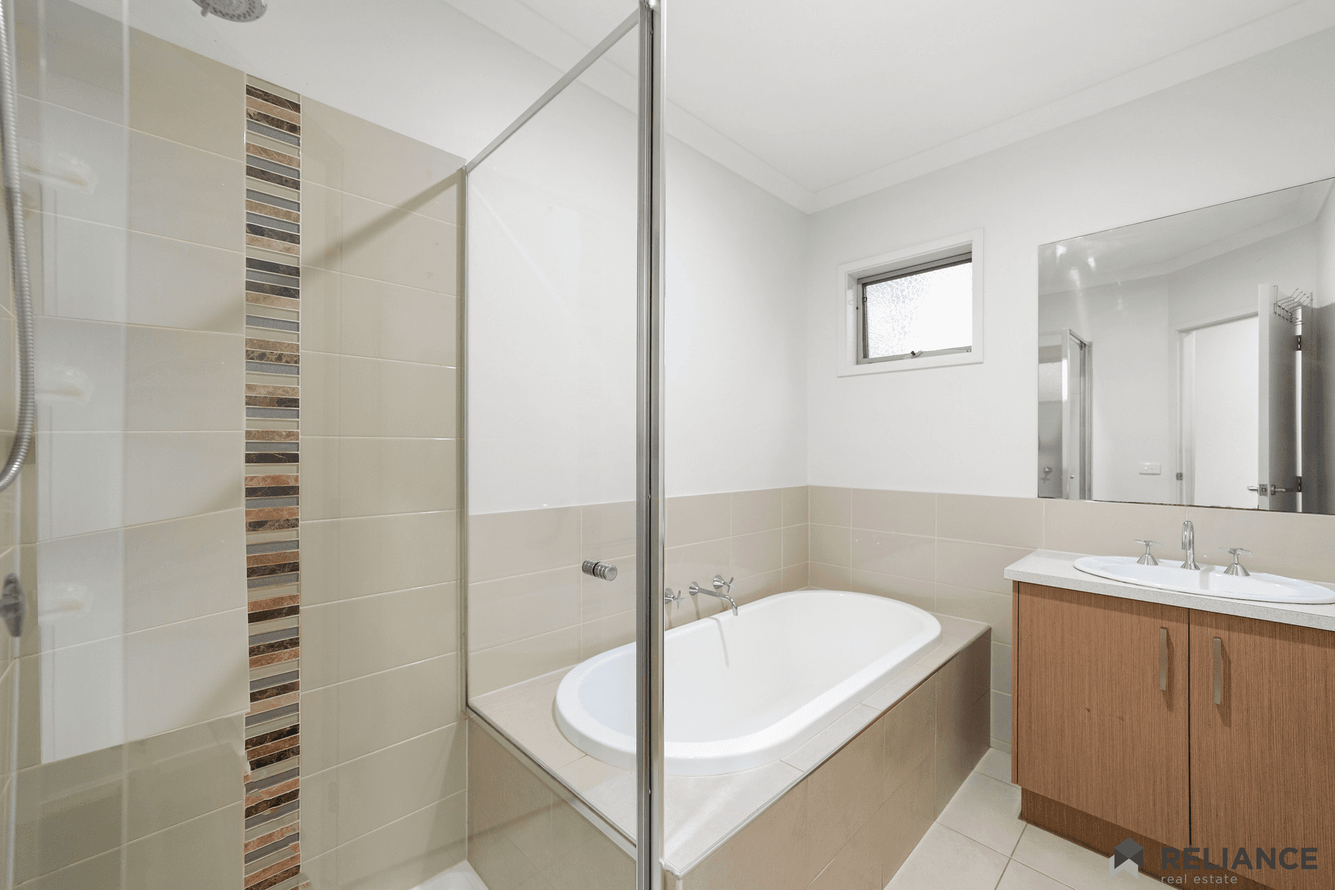 34 Castletown Boulevard, Weir Views, VIC 3338
