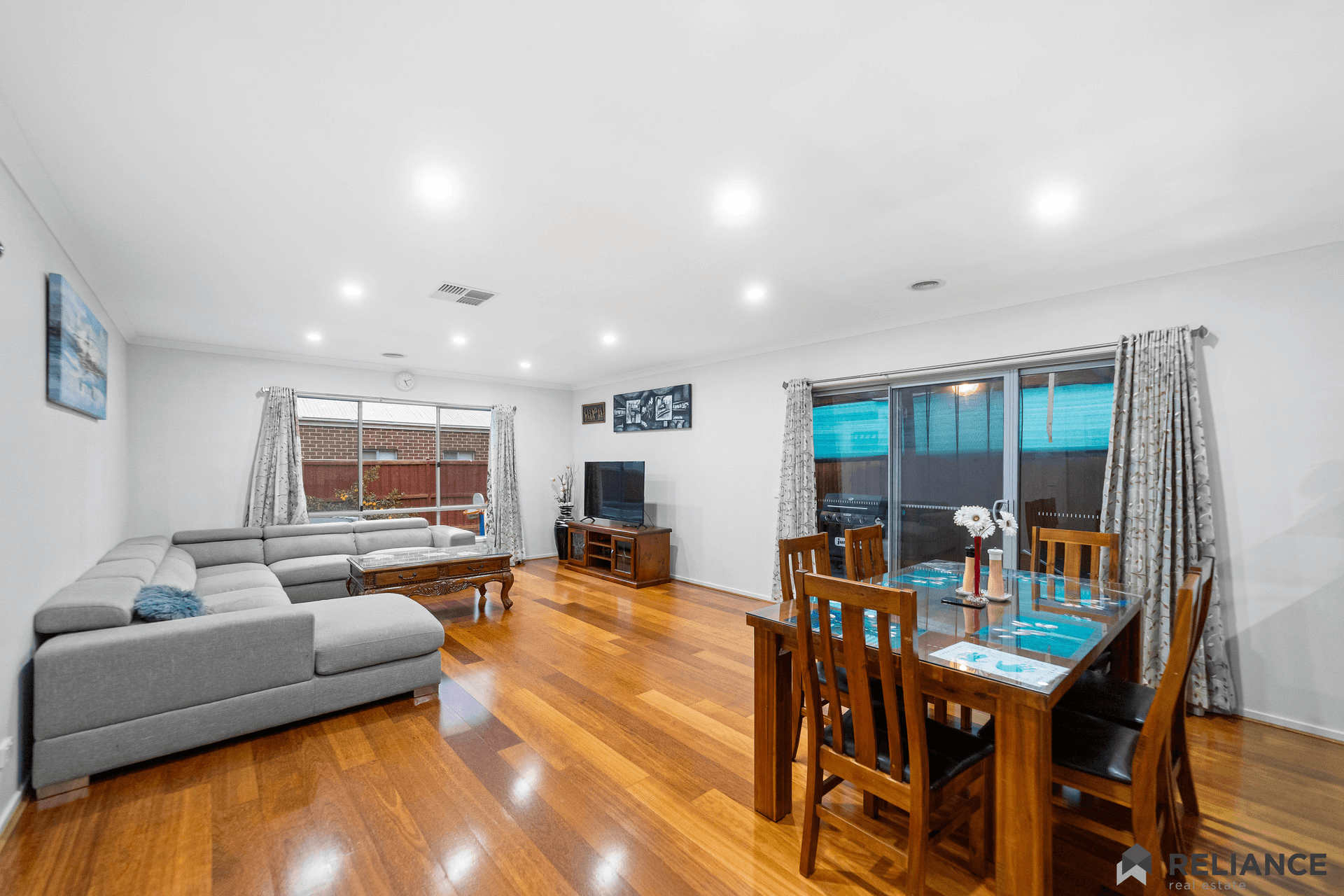 34 Castletown Boulevard, Weir Views, VIC 3338