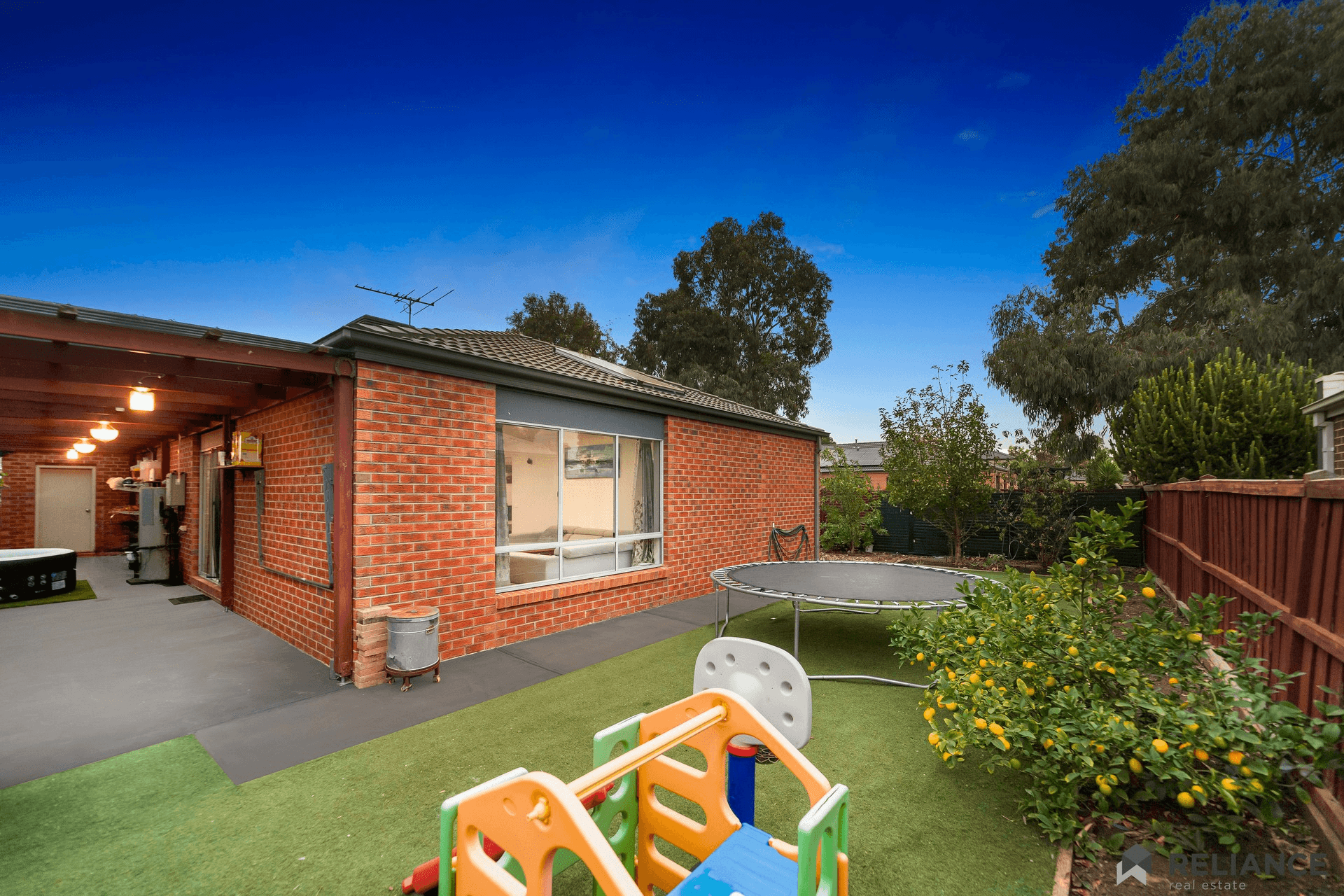 34 Castletown Boulevard, Weir Views, VIC 3338