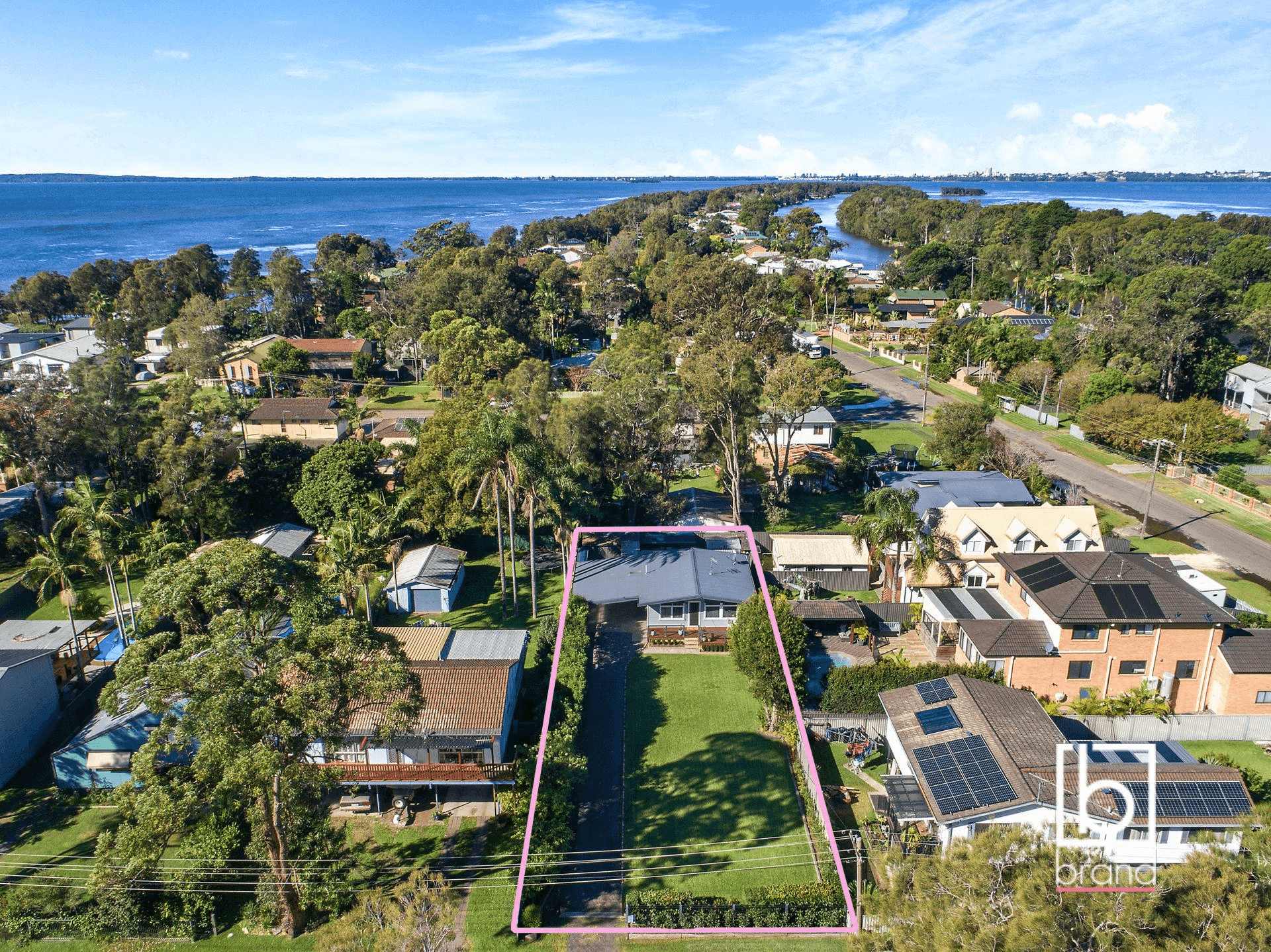 2 Hyles Street, CHITTAWAY POINT, NSW 2261