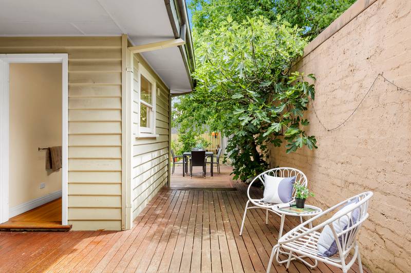 5 Haros Avenue, NUNAWADING, VIC 3131
